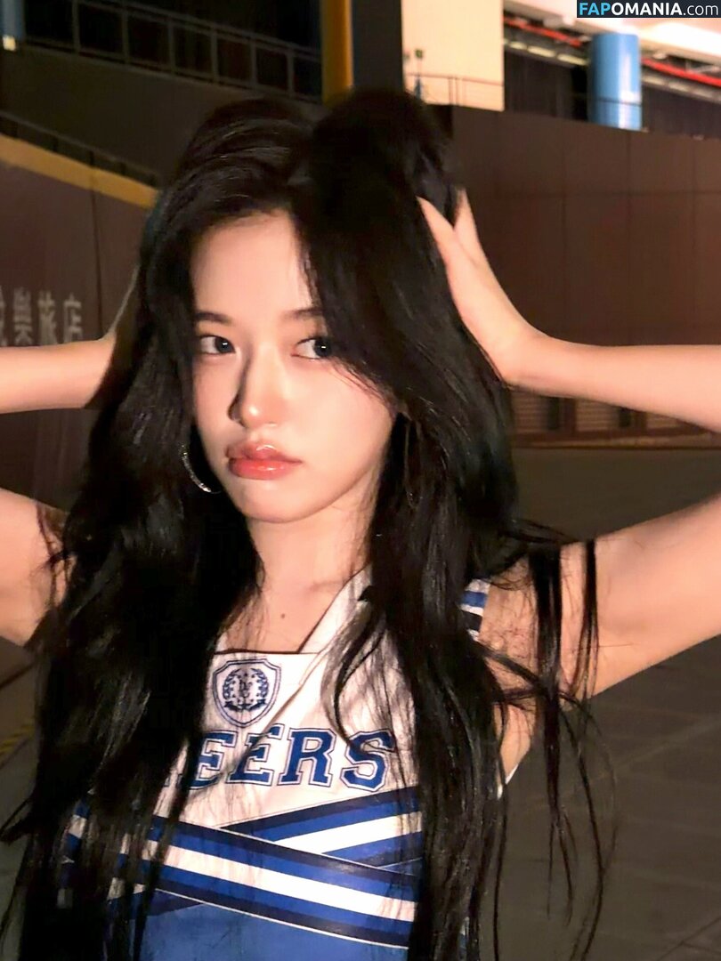 An IVE / An Yujin 안유진 | / _yujin_an Nudo OnlyFans  Foto trapelata #33