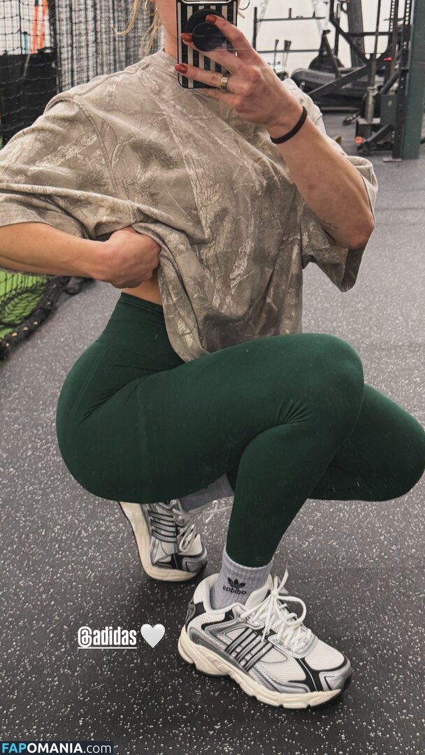 Ana Bruni / anabruni.softball / thesoftballchic Nudo OnlyFans  Foto trapelata #4