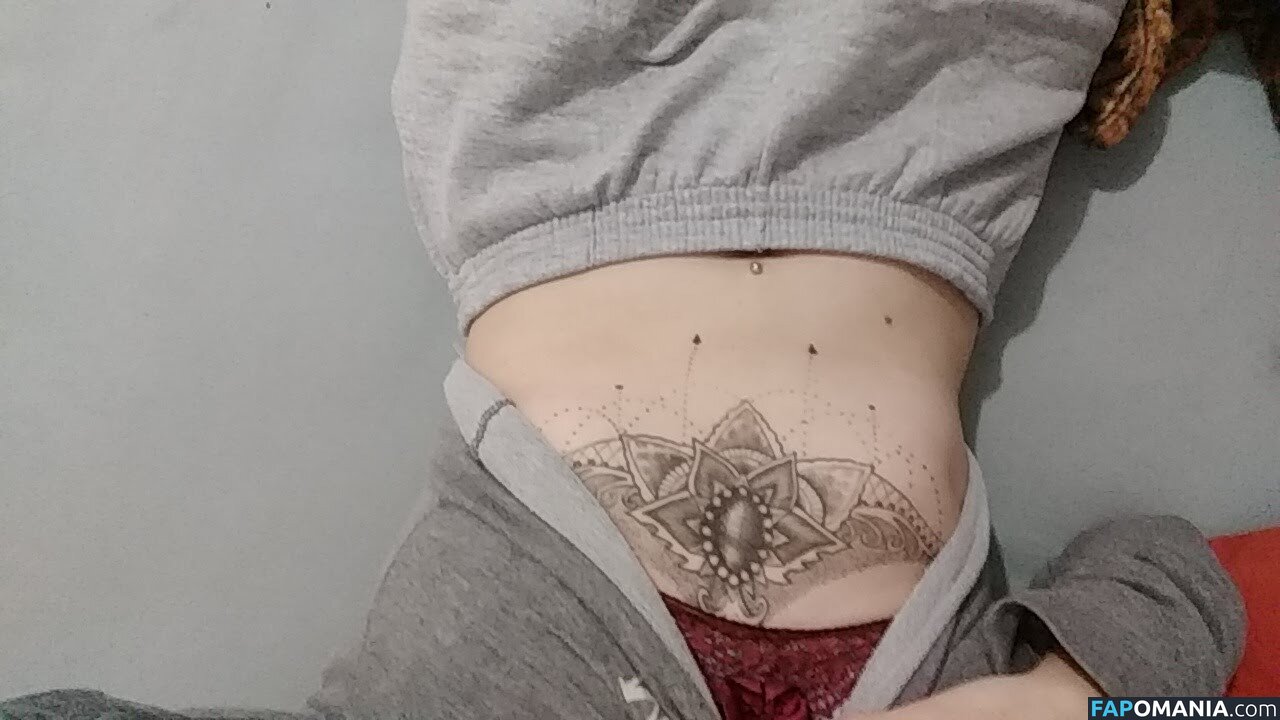 Ana Schineider / aninha MusadoMetal / aninhaaagff / littlebuffblondie Nudo OnlyFans  Foto trapelata #1