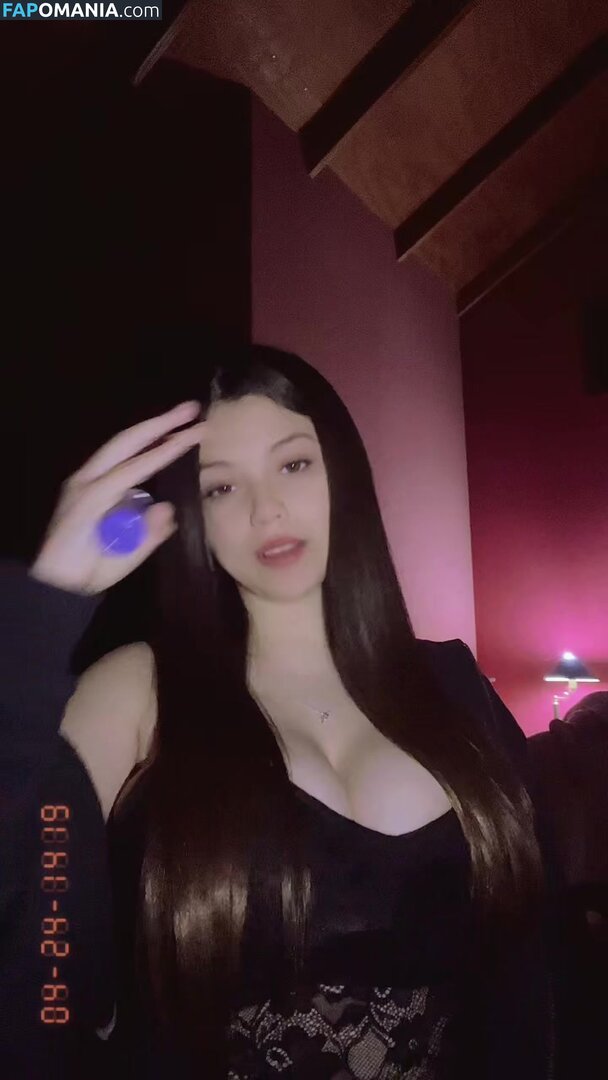 antoniia.blessed / https: Nudo OnlyFans  Foto trapelata #2