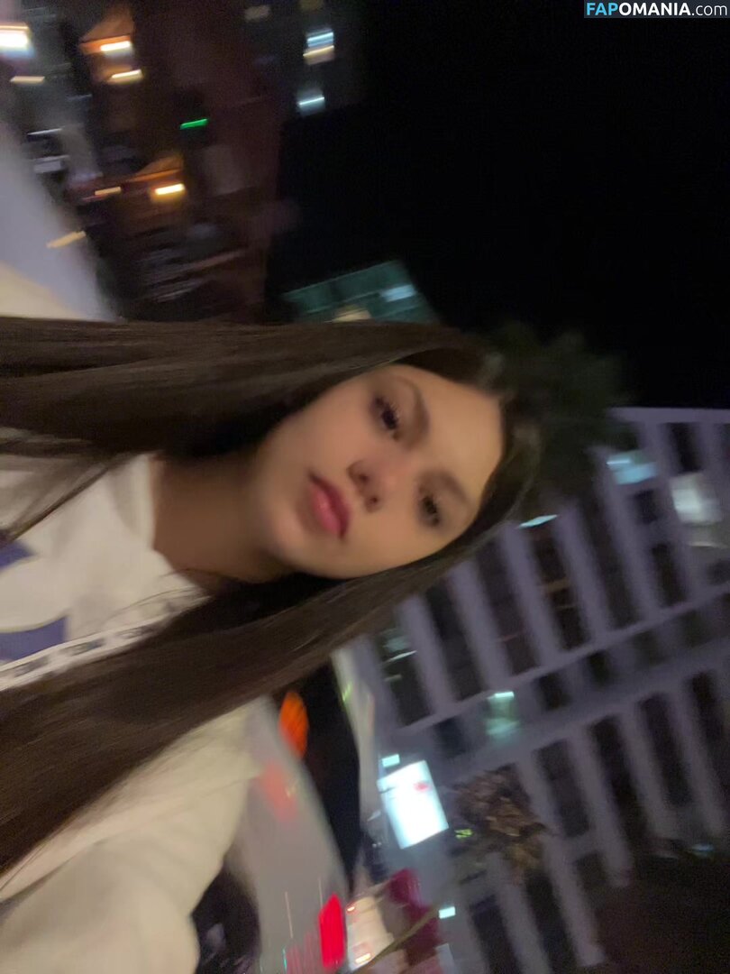 antoniia.blessed / https: Nudo OnlyFans  Foto trapelata #5