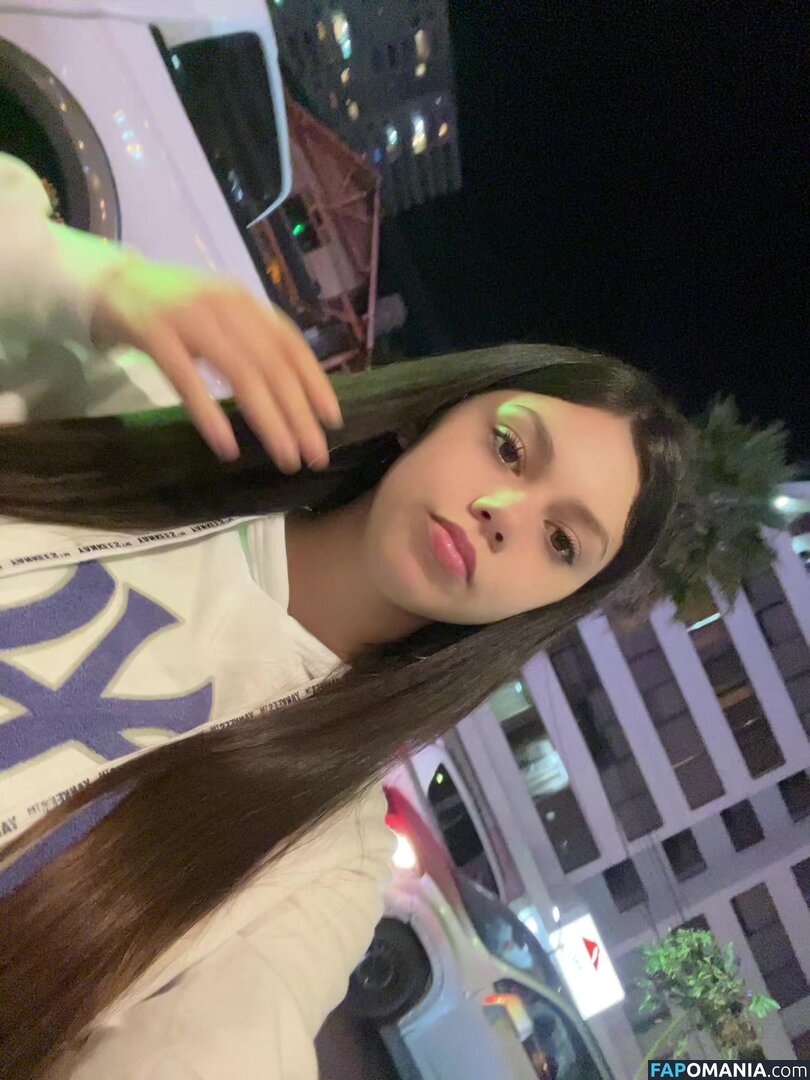 antoniia.blessed / https: Nudo OnlyFans  Foto trapelata #6