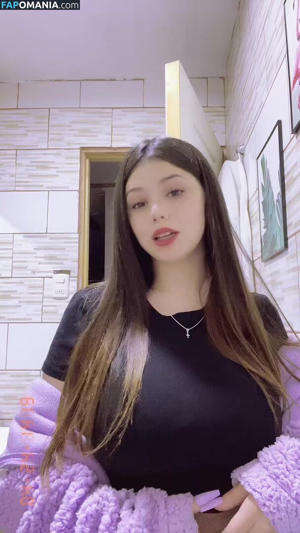 antoniia.blessed / https: Nudo OnlyFans  Foto trapelata #11