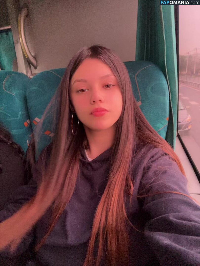 antoniia.blessed / https: Nudo OnlyFans  Foto trapelata #15