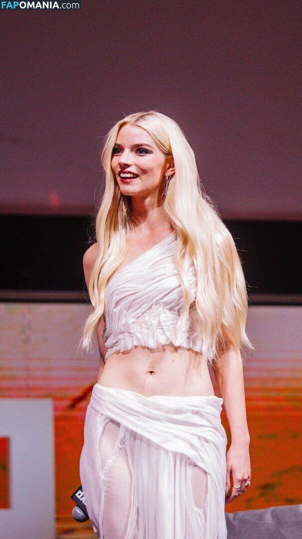 Anya Taylor-Joy / anyataylorjoy / taylorjoyvip Nudo OnlyFans  Foto trapelata #363