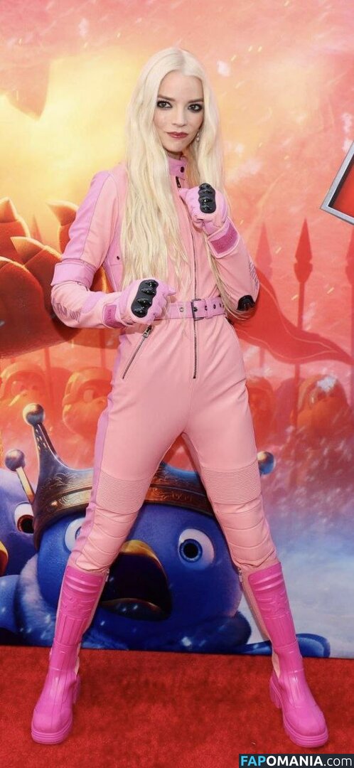 Anya Taylor-Joy / anyataylorjoy / taylorjoyvip Nudo OnlyFans  Foto trapelata #1525