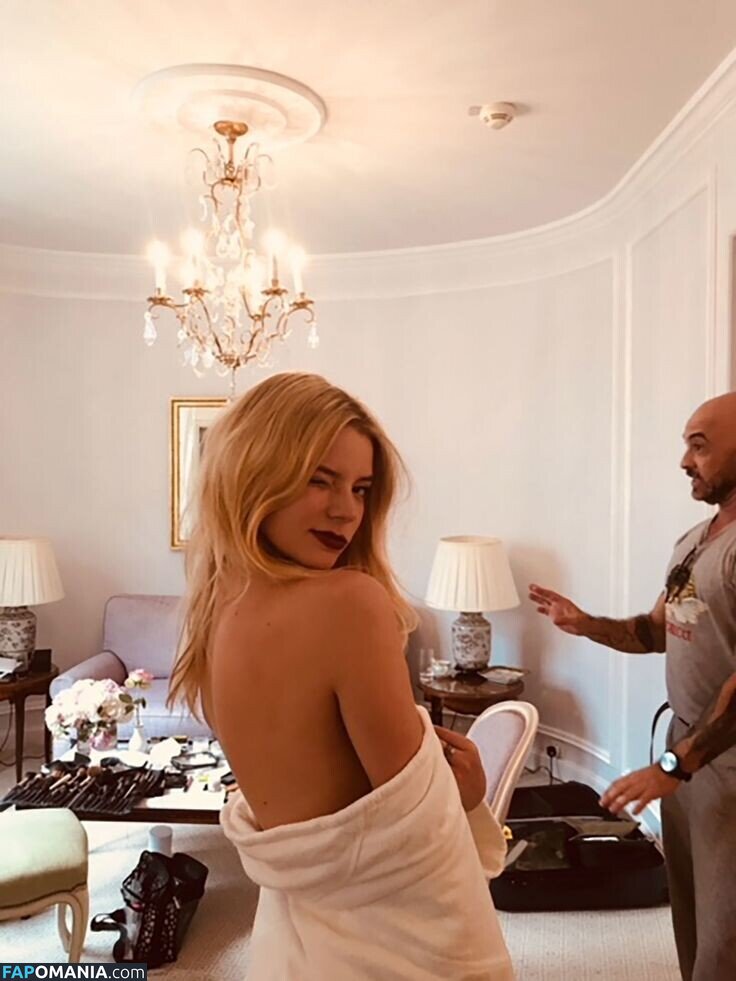 Anya Taylor-Joy / anyataylorjoy / taylorjoyvip Nudo OnlyFans  Foto trapelata #2107