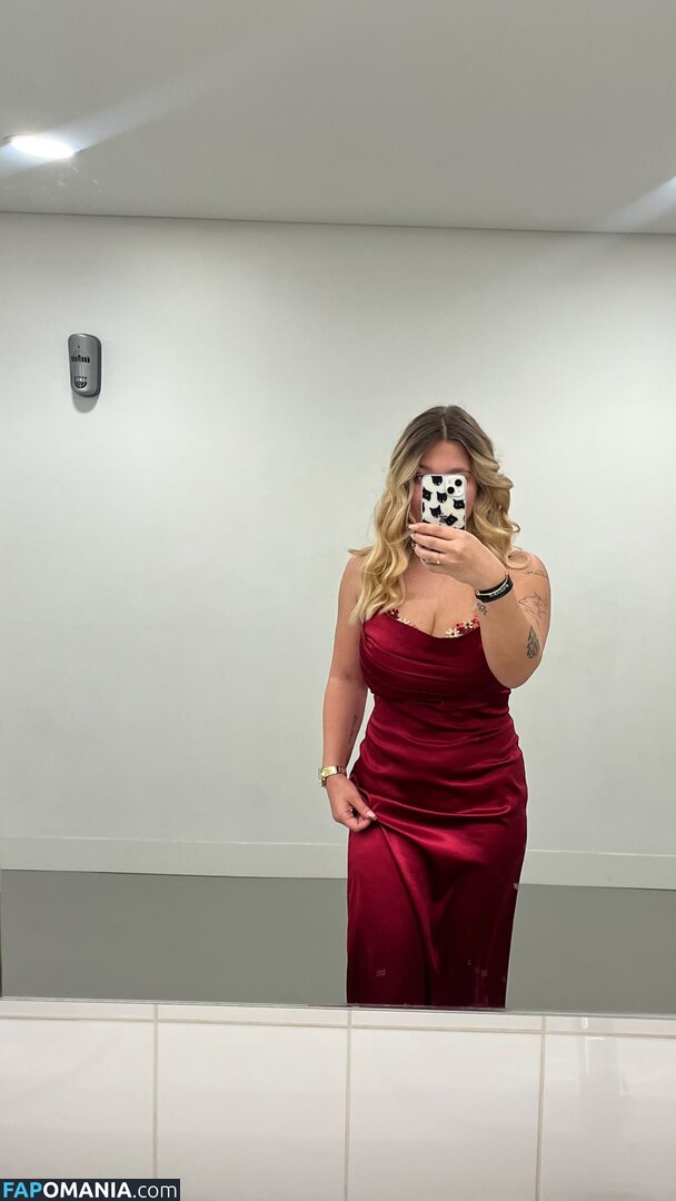 Apoline Perret / apolineprrt / shaniaperrett Nudo OnlyFans  Foto trapelata #4