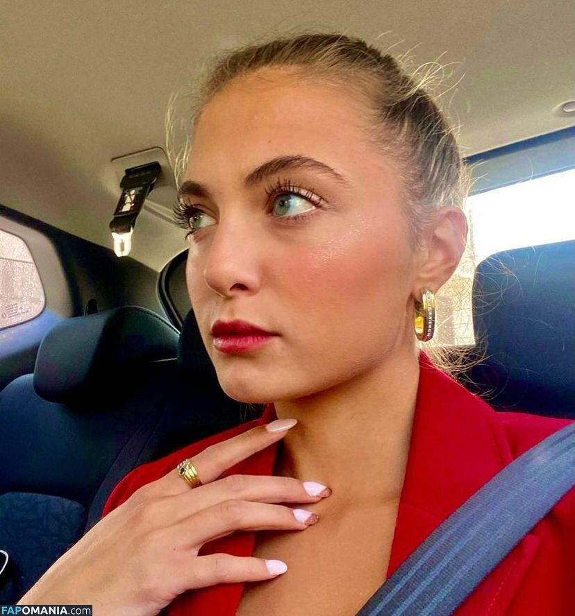 Arianna / ariorazi / bettercallwolfy / https: Nudo OnlyFans  Foto trapelata #1