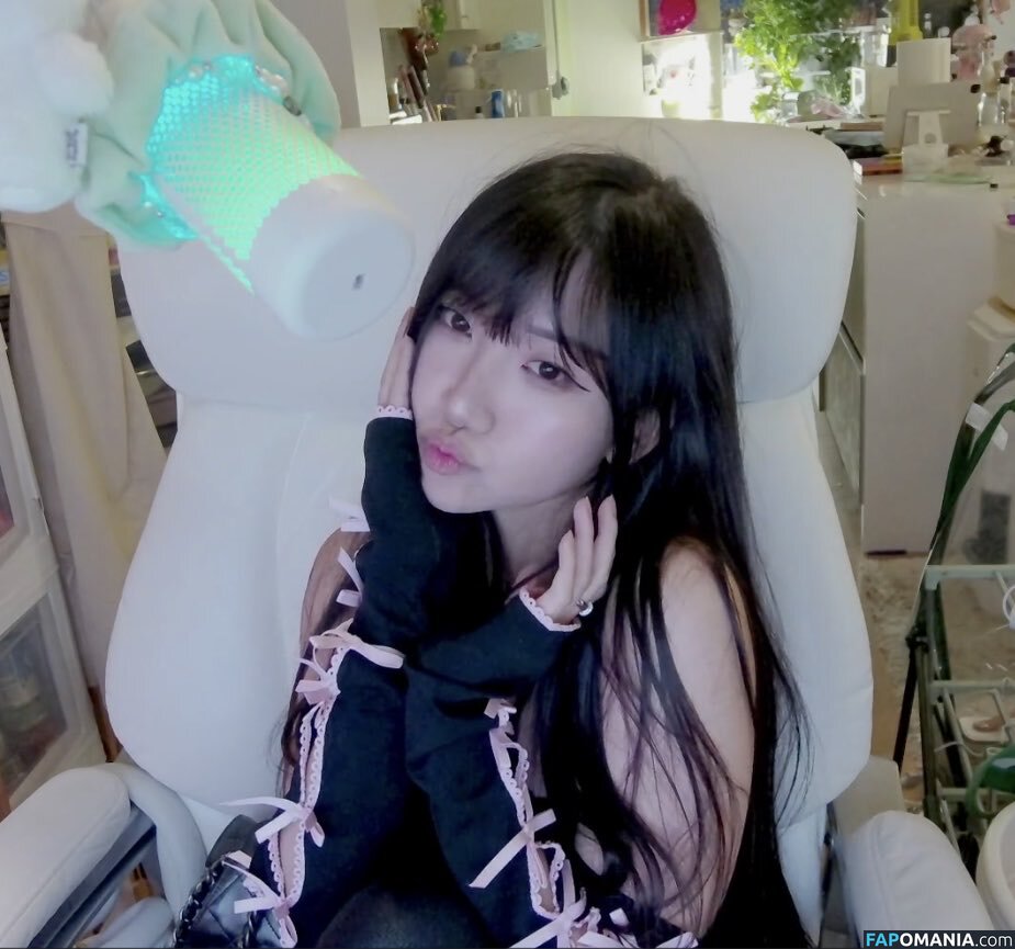 AriaSaki / annoyingaria Nudo OnlyFans  Foto trapelata #955