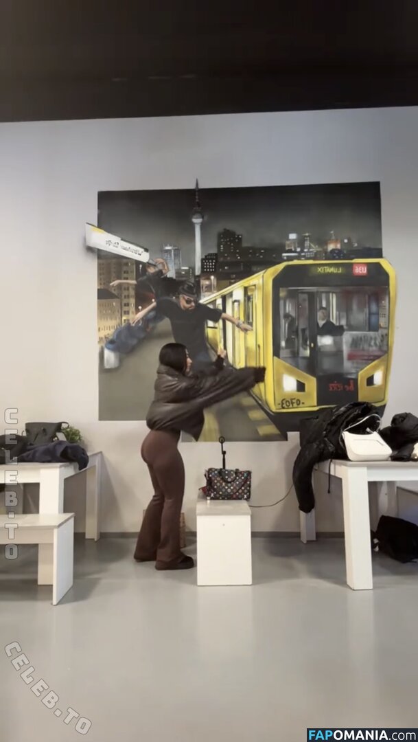 Asaliraniii Nudo OnlyFans  Foto trapelata #25