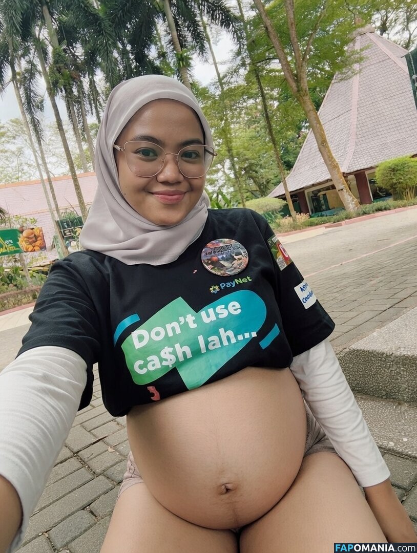 Asyura Nazli / Sukma Asyura Nazli Nudo OnlyFans  Foto trapelata #6