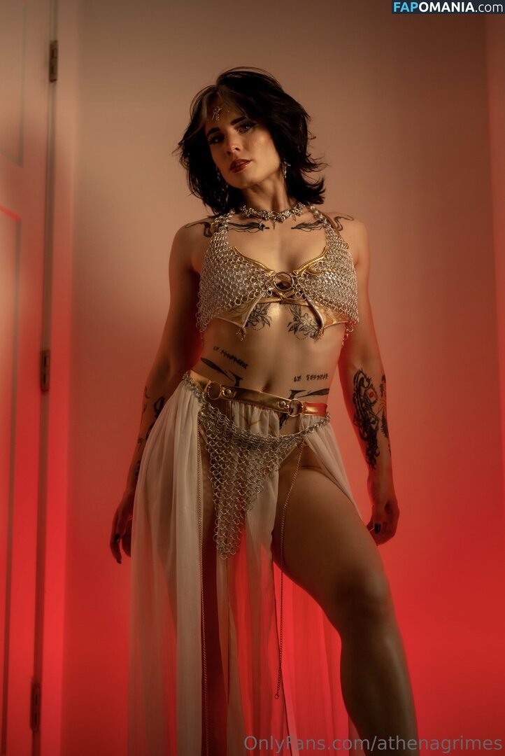 Athena Grimes / athena.cos / pinkemilki Nudo OnlyFans  Foto trapelata #2