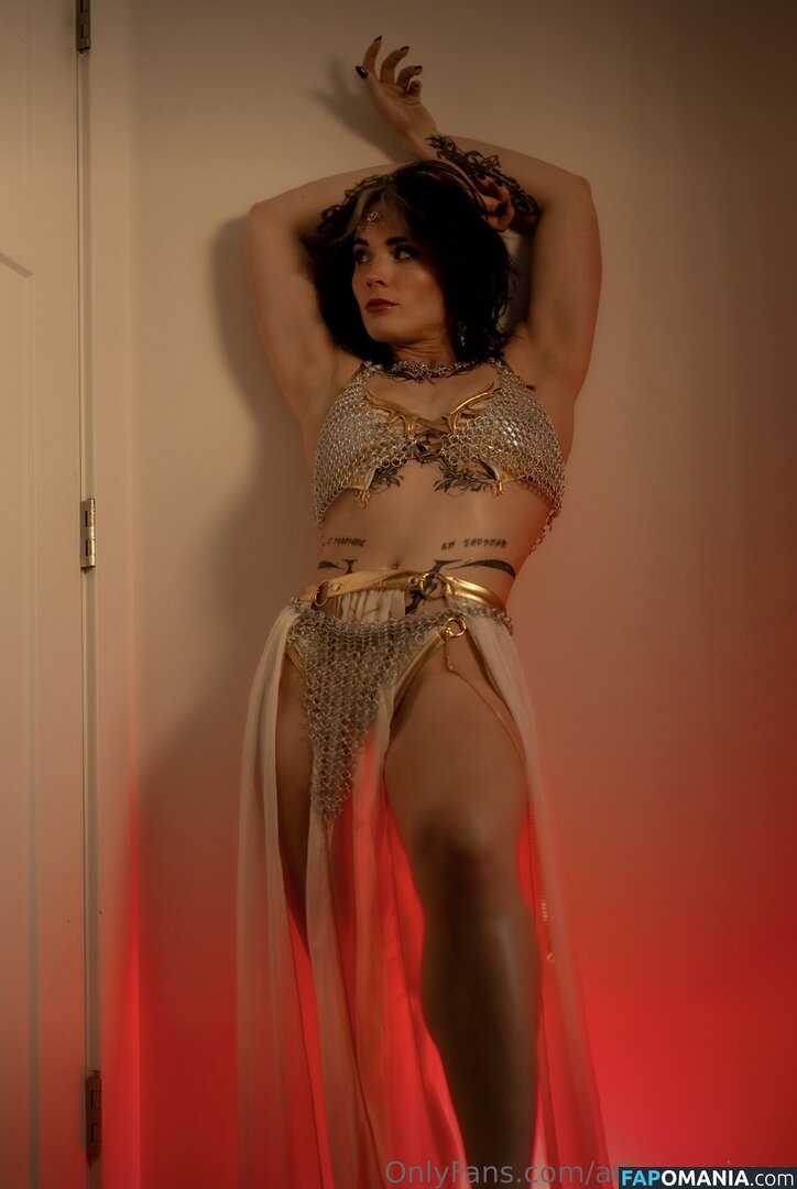 Athena Grimes / athena.cos / pinkemilki Nudo OnlyFans  Foto trapelata #11