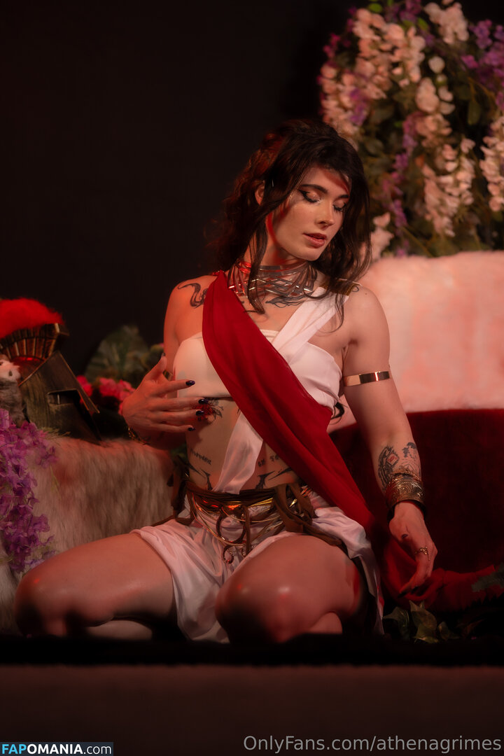 Athena Grimes / athena.cos / pinkemilki Nudo OnlyFans  Foto trapelata #39