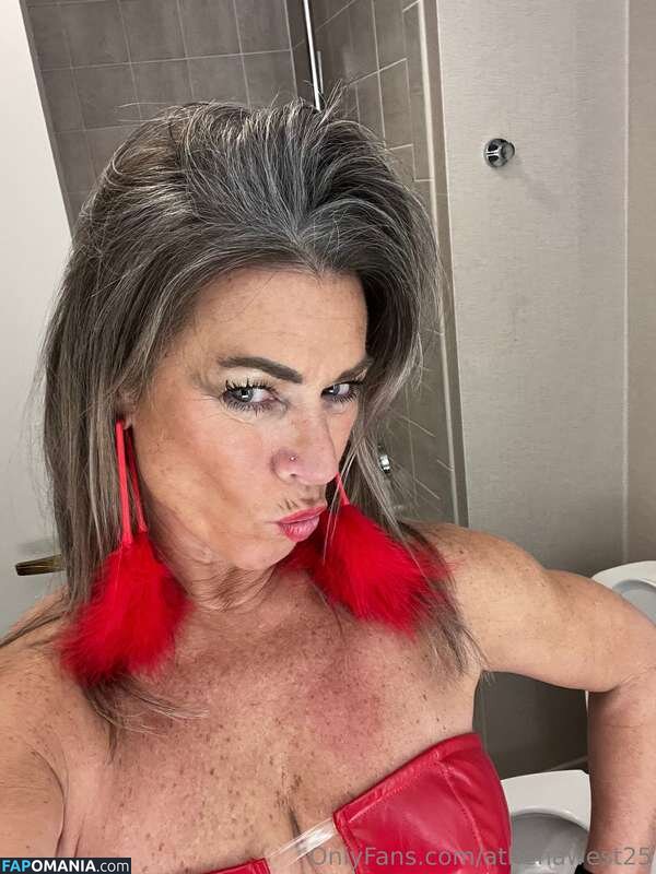 AthenaWest / athenawest25 / https: Nudo OnlyFans  Foto trapelata #14