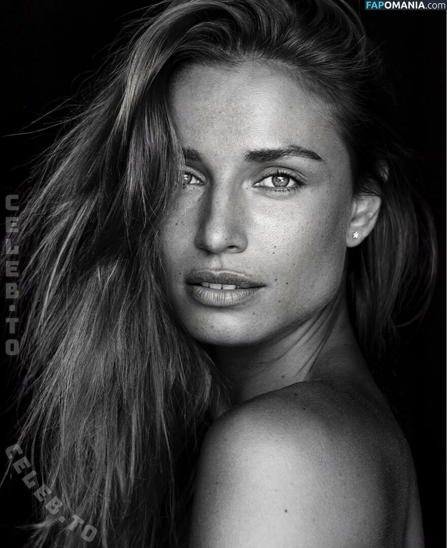 Aude-Jane Deville / audejanedeville / audejanedvll Nudo OnlyFans  Foto trapelata #3