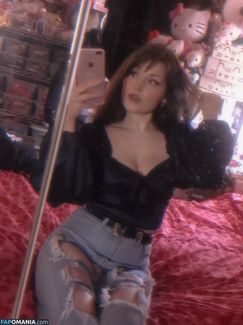 auroraiskira / kingauratv Nudo OnlyFans  Foto trapelata #6