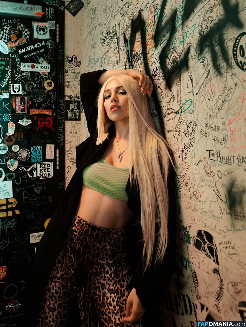 Ava Max / avamax / plharleyquinn Nudo OnlyFans  Foto trapelata #901
