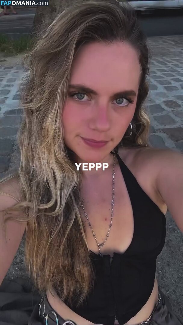 Axelle Maga / axelle.maga Nudo OnlyFans  Foto trapelata #15
