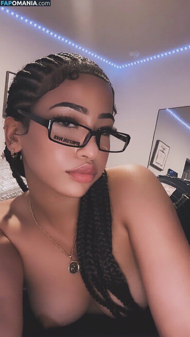 Aya Tanjali / ayaatanjali / ayaminaj_ / ayatanjali Nudo OnlyFans  Foto trapelata #15