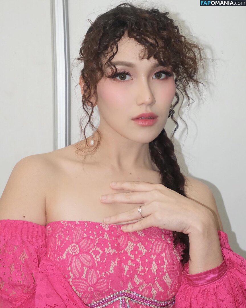 Ayu Tingting Nudo OnlyFans  Foto trapelata #12