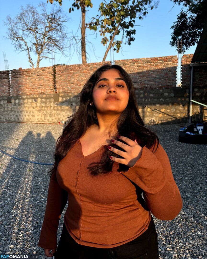 ayushi bhardwaj / ayushi_bhardwajj Nudo OnlyFans  Foto trapelata #1