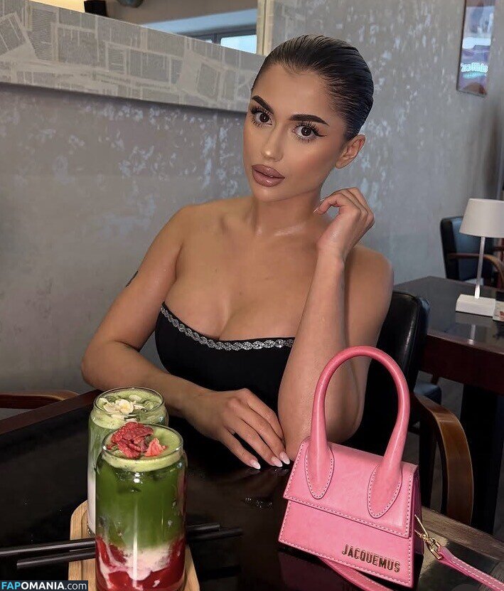 Azra Sokira / e.s.azra Nudo OnlyFans  Foto trapelata #2