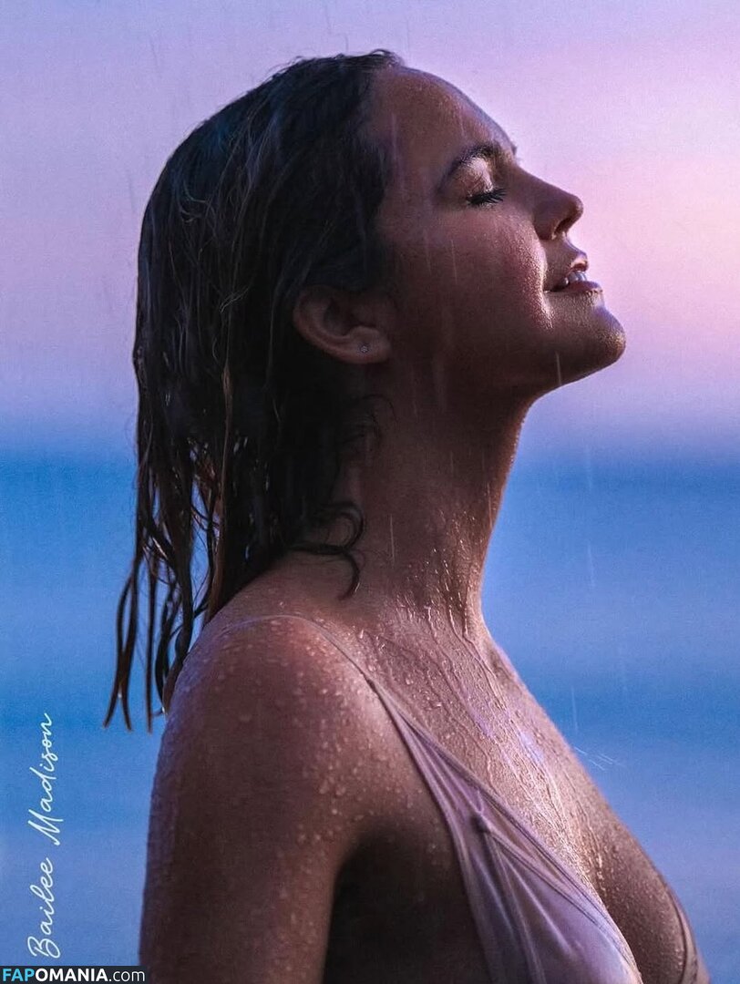 Bailee Madison / baileemadison / bailey_madis0n Nudo OnlyFans  Foto trapelata #9