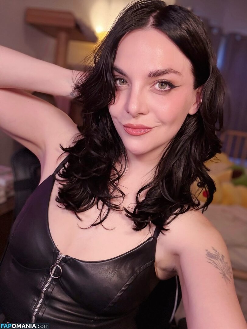 Bailey Meyers / bailienvspredator Nudo OnlyFans  Foto trapelata #3