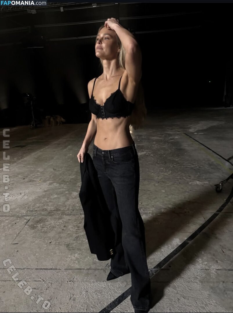 Bar Refaeli / bar.refaeli / barrefaeli / https: Nudo OnlyFans  Foto trapelata #240