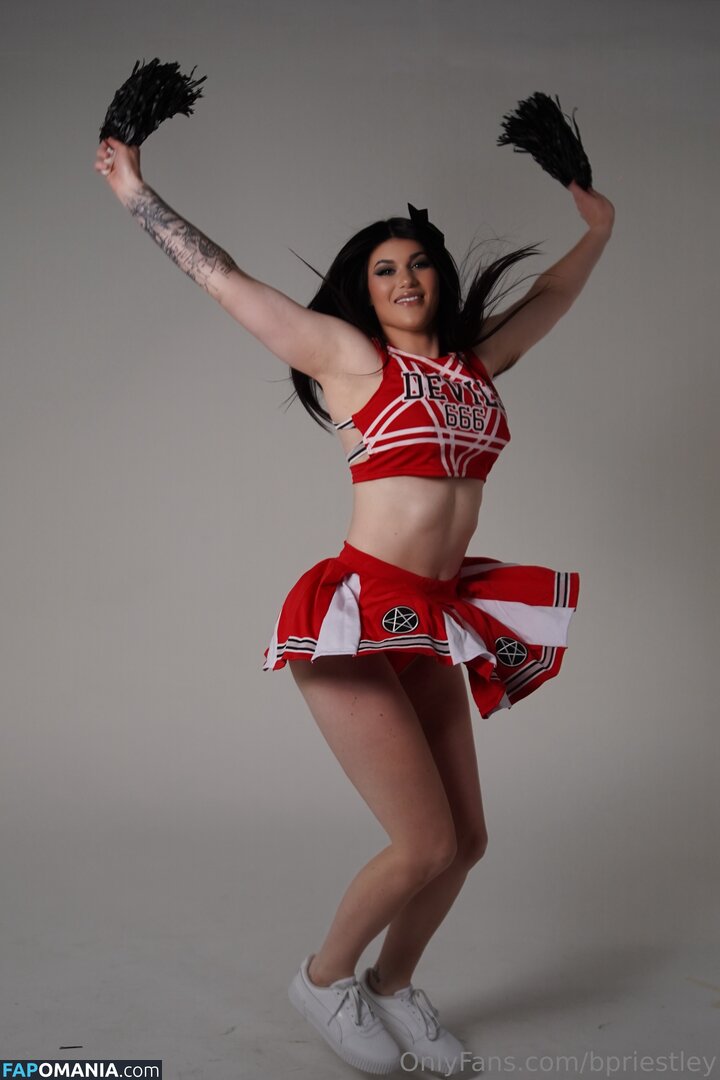 Bea Priestley / Blair Davenport / bdavenportwwe / bpriestley Nudo OnlyFans  Foto trapelata #16