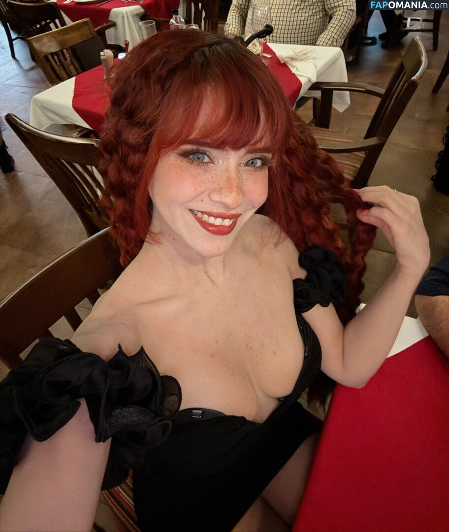 Bella Dueñas Nudo OnlyFans  Foto trapelata #5