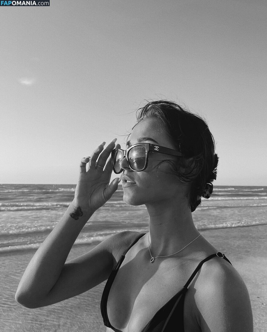 Bella / bellahadid / bellaraee Nudo OnlyFans  Foto trapelata #5