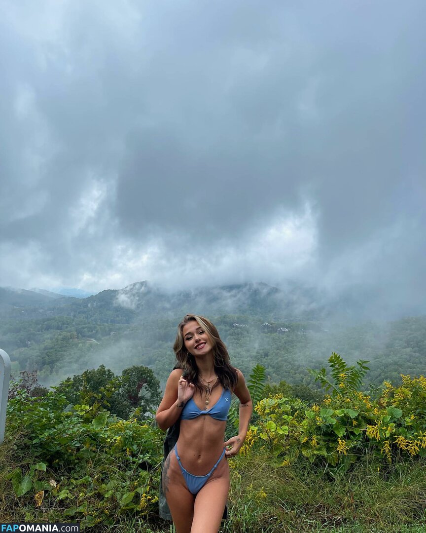 Bella / bellahadid / bellaraee Nudo OnlyFans  Foto trapelata #25