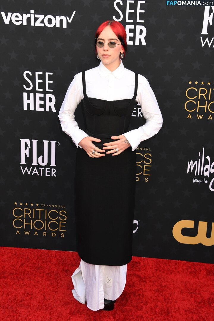 Billie Eilish / Fake / billeeilish / billieeilish Nudo OnlyFans  Foto trapelata #1178