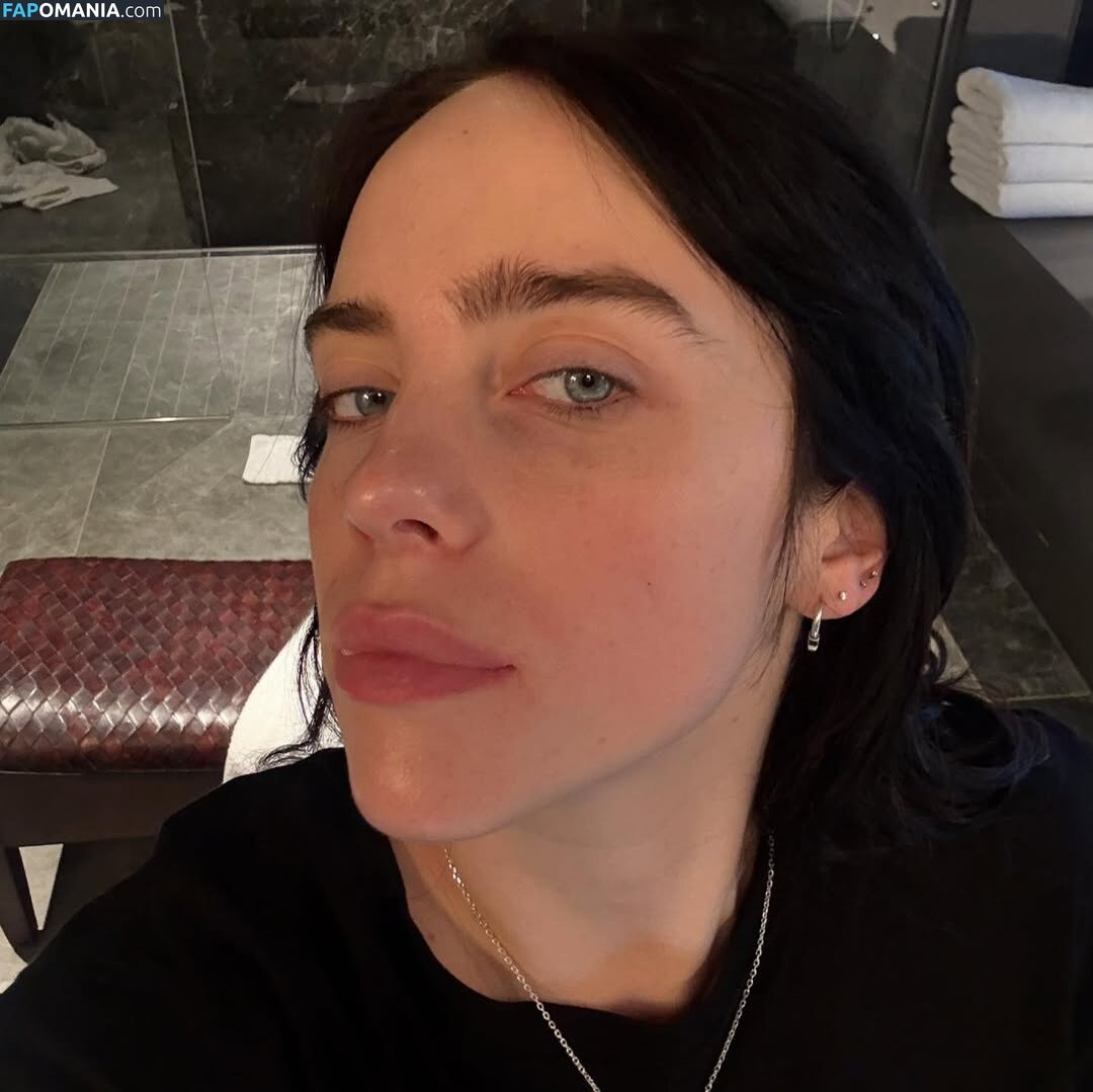 Billie Eilish / Fake / billeeilish / billieeilish Nudo OnlyFans  Foto trapelata #2237