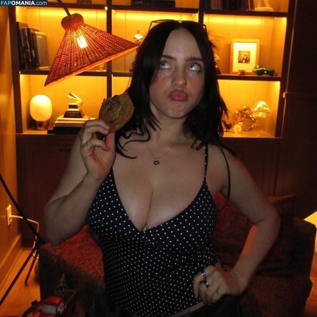 Billie Eilish / Fake / billeeilish / billieeilish Nudo OnlyFans  Foto trapelata #2290