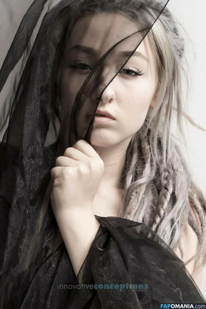 BluTube / orchidsandhoney / therealroyalblu Nudo OnlyFans  Foto trapelata #45