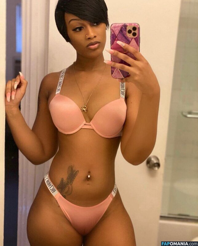 Melodic_Network_8958 / __Bombshell__ / bombshell.xx / bombshell228 Nudo OnlyFans  Foto trapelata #31