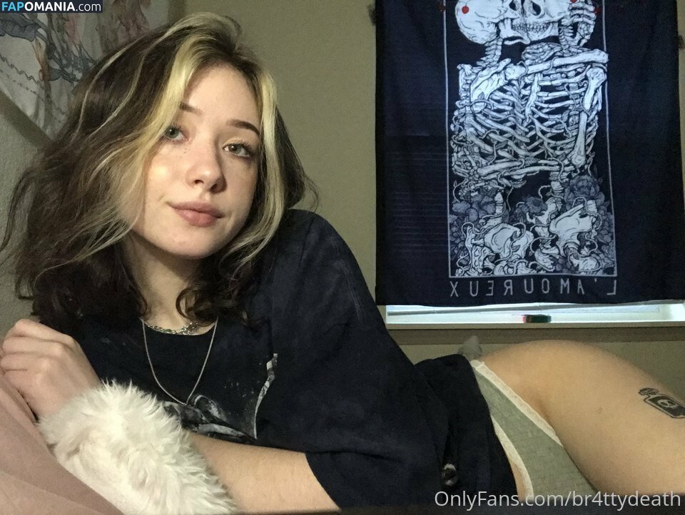 brattydeath / brattyydeath / cherry_grl / waifu.brattyydeath Nudo OnlyFans  Foto trapelata #38
