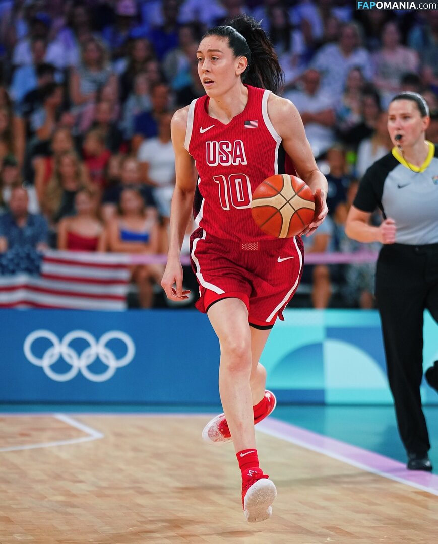 Breanna Stewart / WNBA Player / breannastewart30 Nudo OnlyFans  Foto trapelata #11