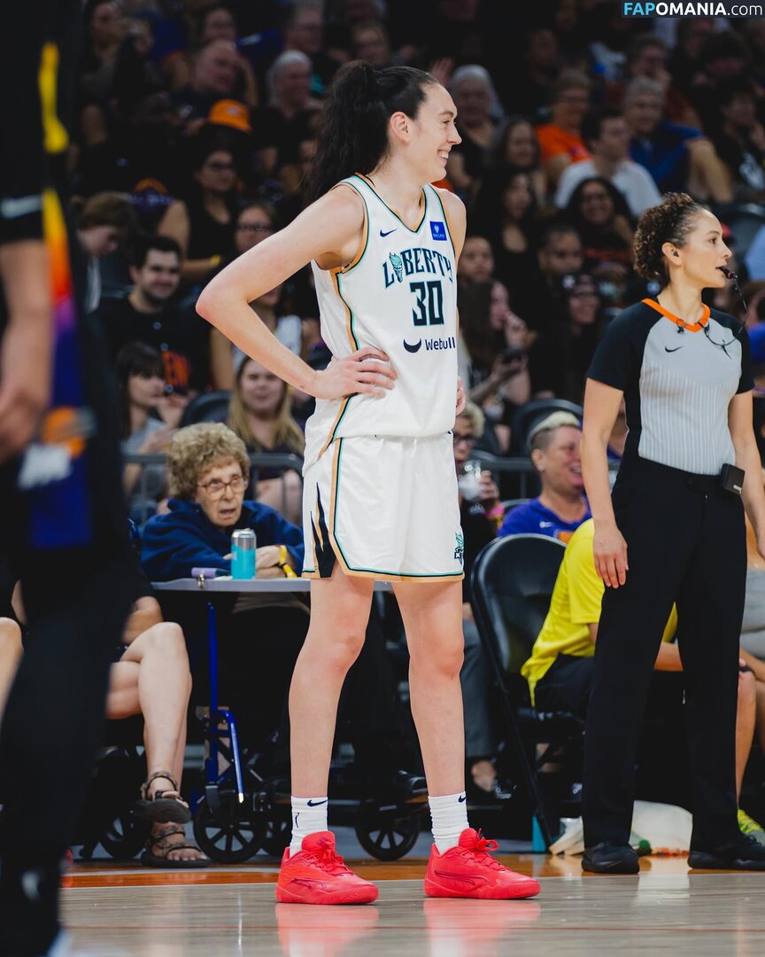 Breanna Stewart / WNBA Player / breannastewart30 Nudo OnlyFans  Foto trapelata #16