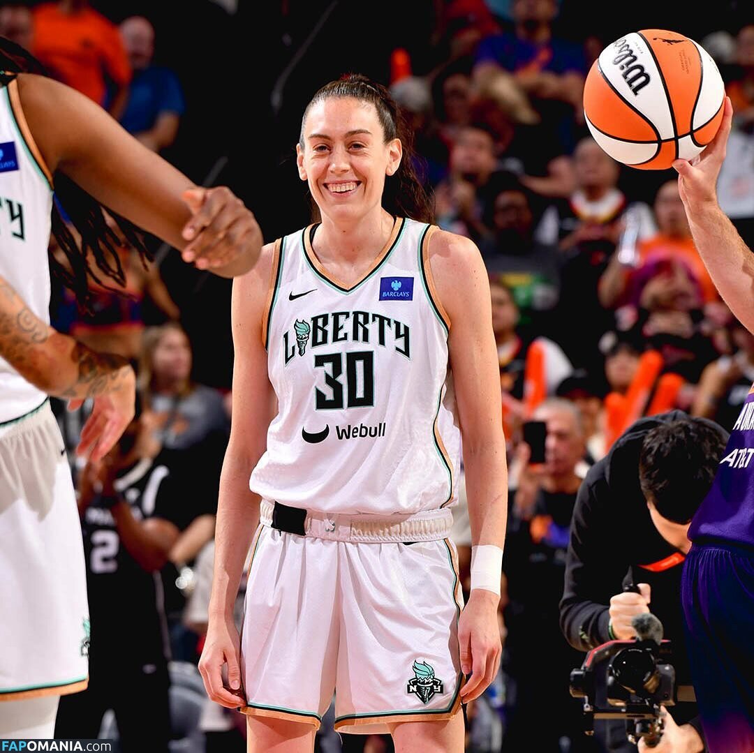 Breanna Stewart / WNBA Player / breannastewart30 Nudo OnlyFans  Foto trapelata #19