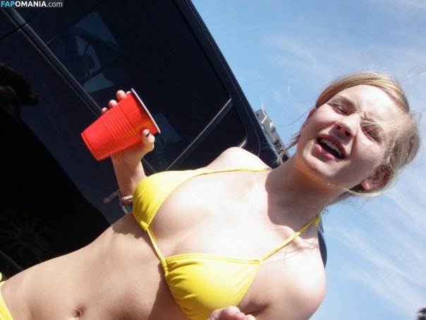 Britt Robertson Nudo Foto trapelata #15