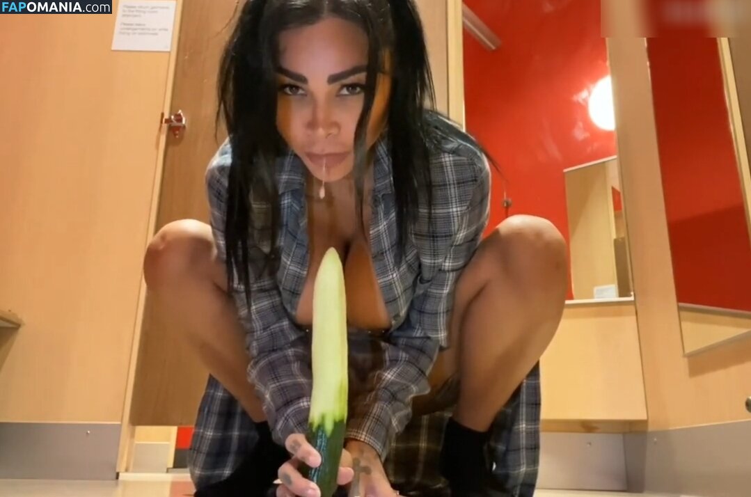 Brittanya Razavi / brittanya187187 / imbrittanya / seebrittanya Nudo OnlyFans  Foto trapelata #617