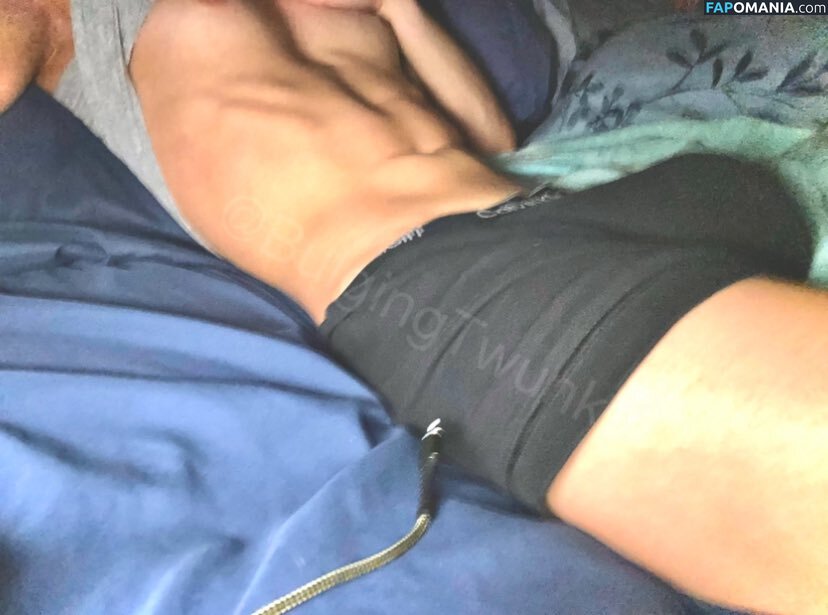 BulgingTwunk / bulging_twunk / https: Nudo OnlyFans  Foto trapelata #7