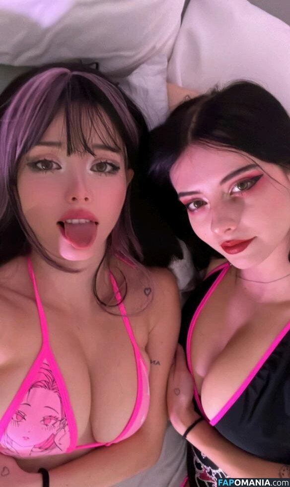 Burch Twins / juliaaburch Nudo OnlyFans  Foto trapelata #3