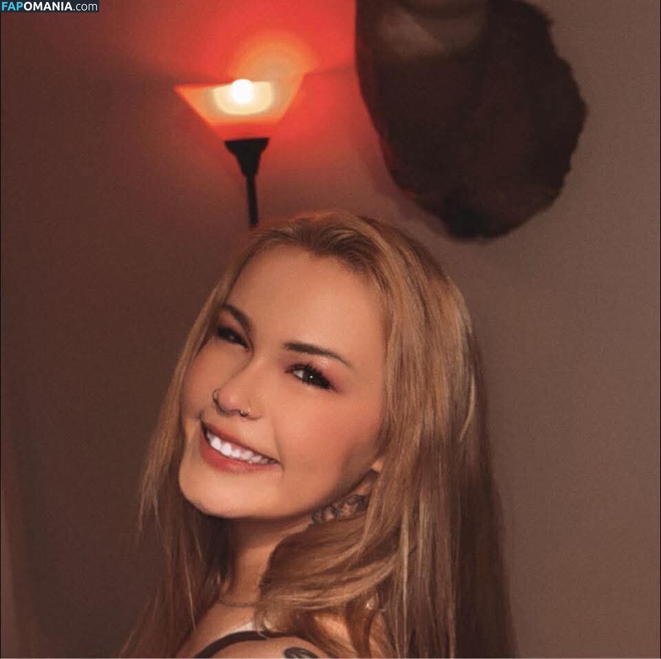 Busty Kristen from Iowa Nudo OnlyFans  Foto trapelata #2