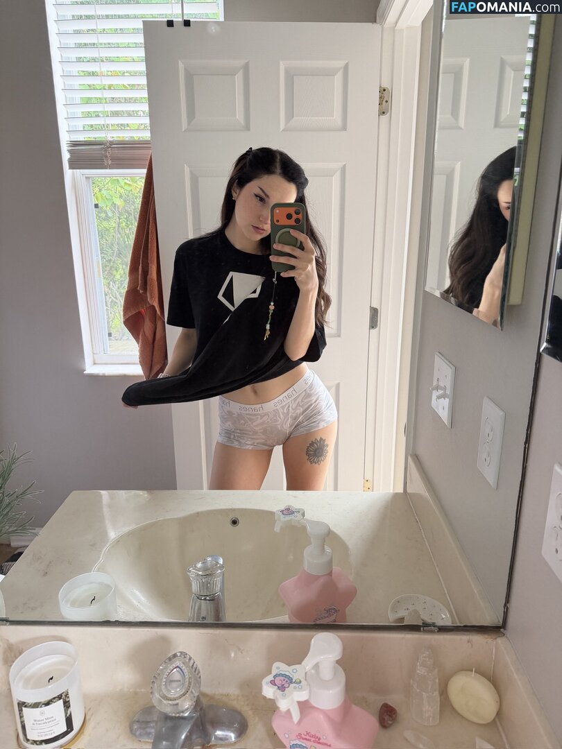 Busy B Asmr / busybasmr Nudo OnlyFans  Foto trapelata #1034